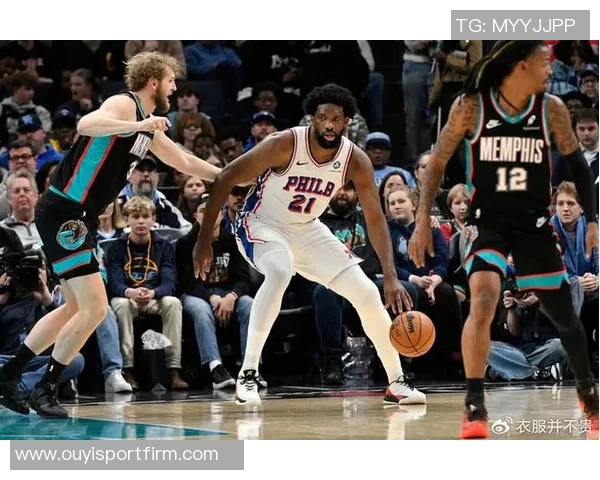 马克西本赛季第三次砍下30分10助攻控卫中仅次于东契奇和康宁汉姆